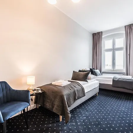 Rent Like - Serenity Iv - Old Town
