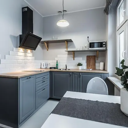 Rent Like - Serenity Iv - Old Town * Posen